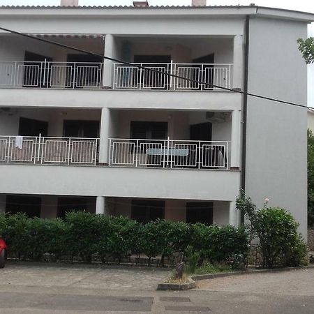 Studio Apartman Lady Apartment Njivice Exterior foto