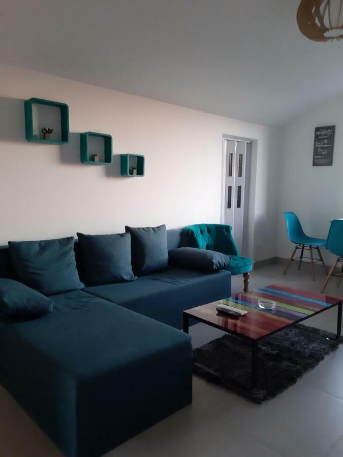 Studio Apartman Lady Apartment Njivice Exterior foto